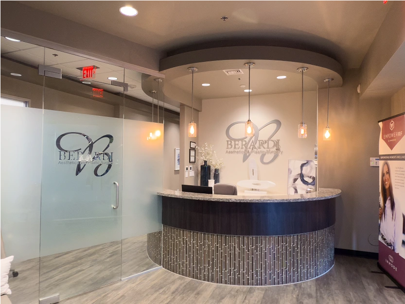 Consultation & Preparation for Otoplasty in Scottsdale, Arizona Banner